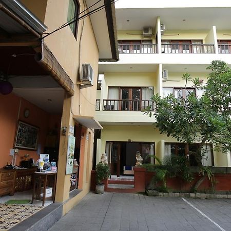 Reddoorz @ Pantai Cemara Sanur Hotell Exteriör bild