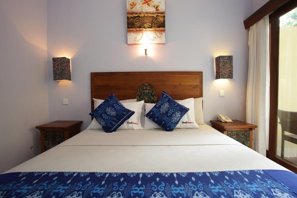 Reddoorz @ Pantai Cemara Sanur Hotell Exteriör bild