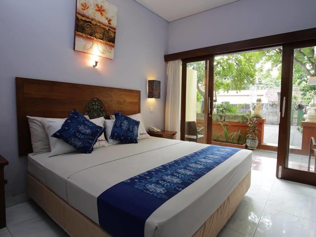 Reddoorz @ Pantai Cemara Sanur Hotell Exteriör bild