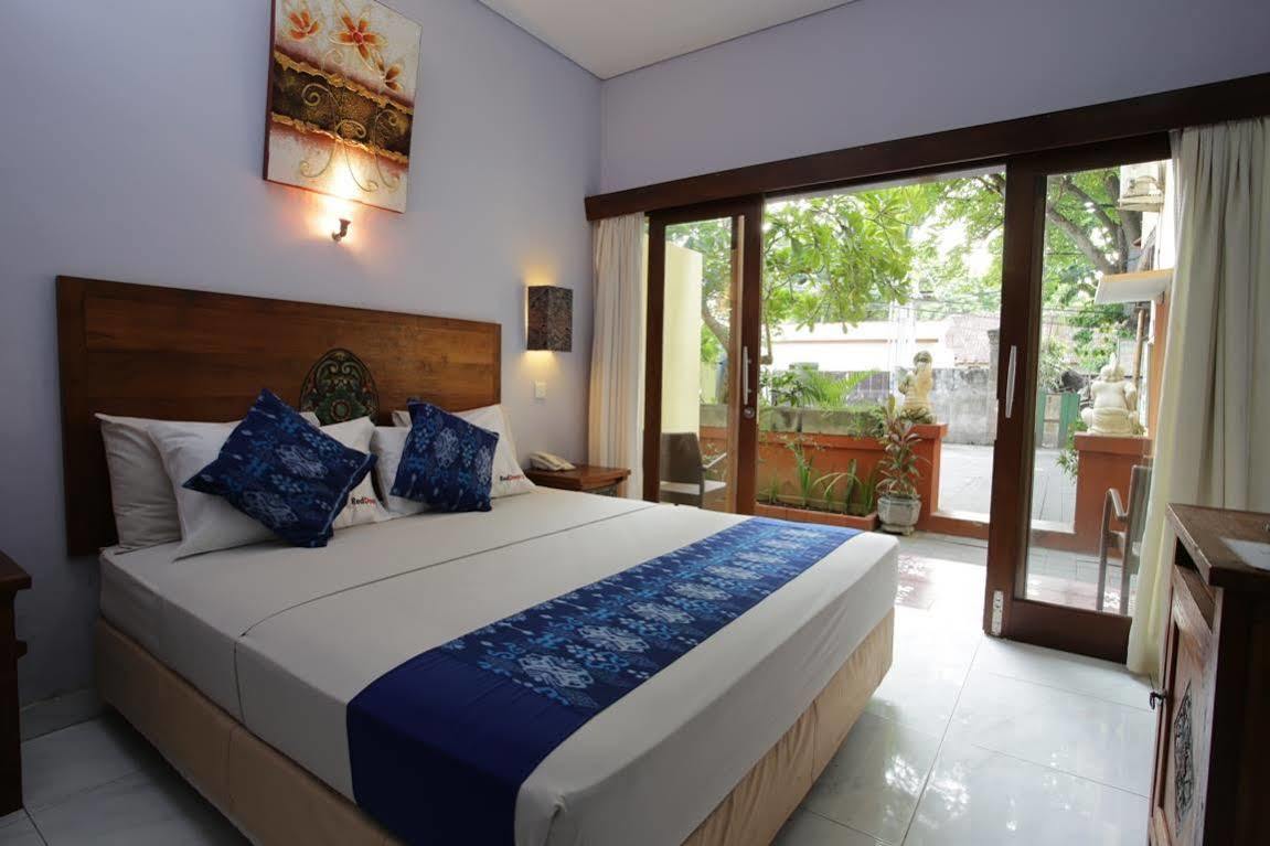 Reddoorz @ Pantai Cemara Sanur Hotell Exteriör bild